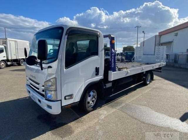 2021 Isuzu Elf Truck