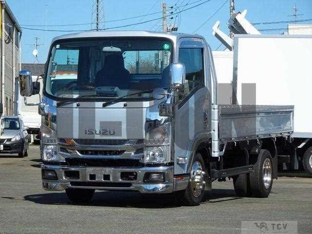 2020 Isuzu Elf Truck