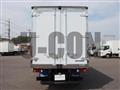 2025 Mitsubishi Fuso Canter