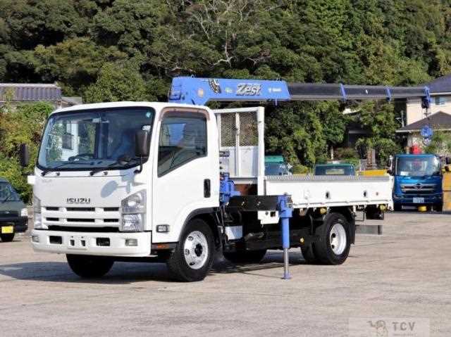 2013 Isuzu Elf Truck