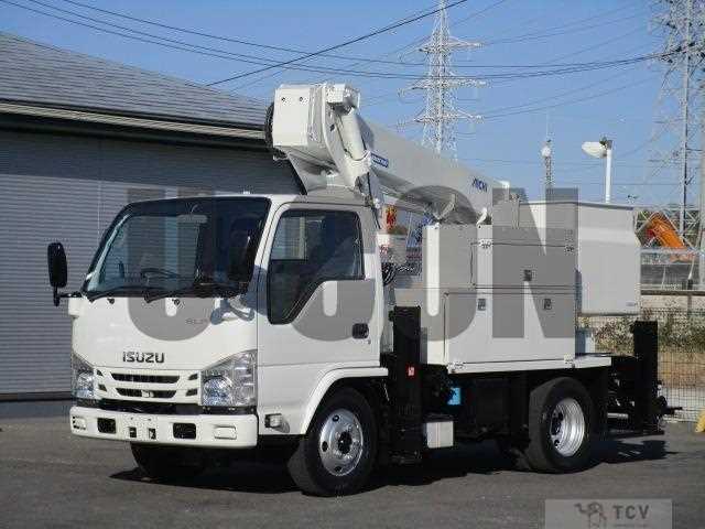 2017 Isuzu Elf Truck