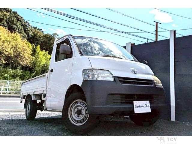 2013 Toyota Liteace Truck