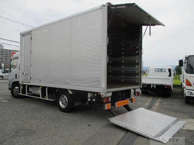 2009 Isuzu Elf Truck