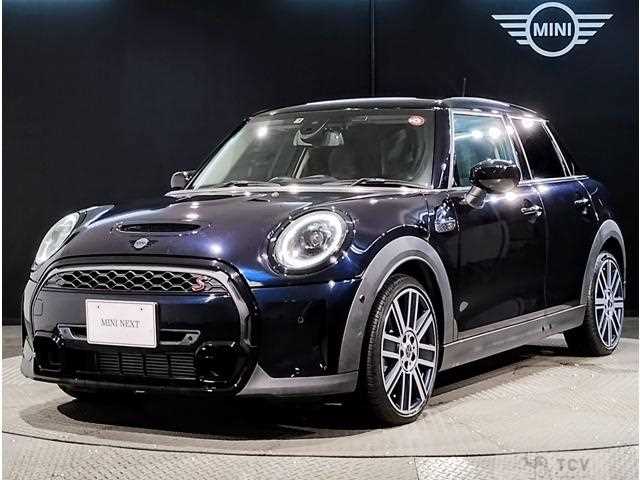 2021 BMW MINI