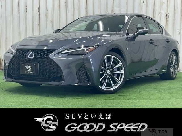 2021 Lexus IS