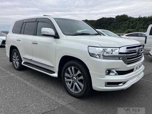 2017 Toyota Land Cruiser
