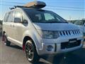 2011 Mitsubishi Delica D5