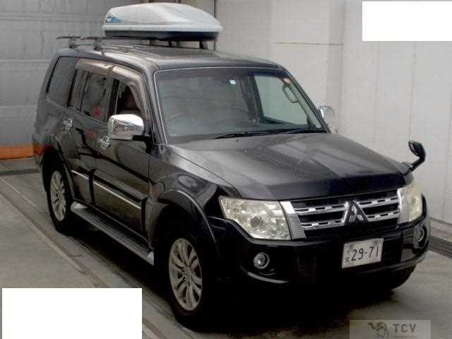 2013 Mitsubishi Pajero