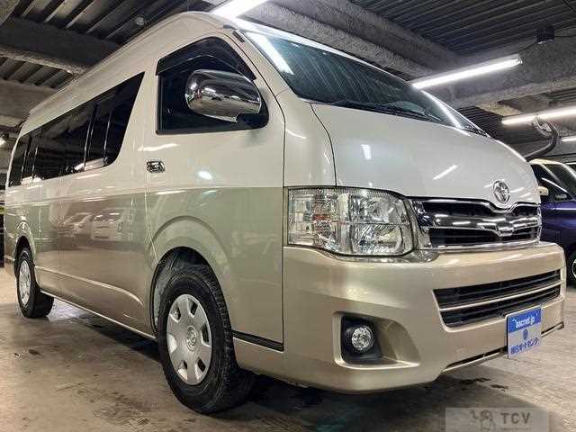 2010 Toyota Hiace Wagon