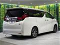 2015 Toyota Alphard Hybrid