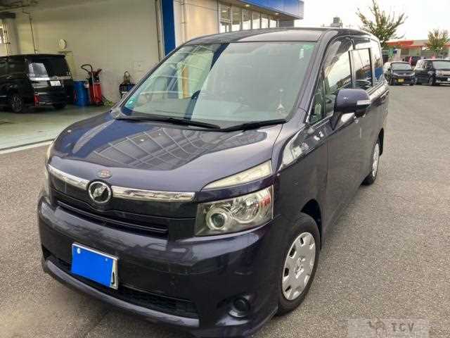 2009 Toyota Voxy