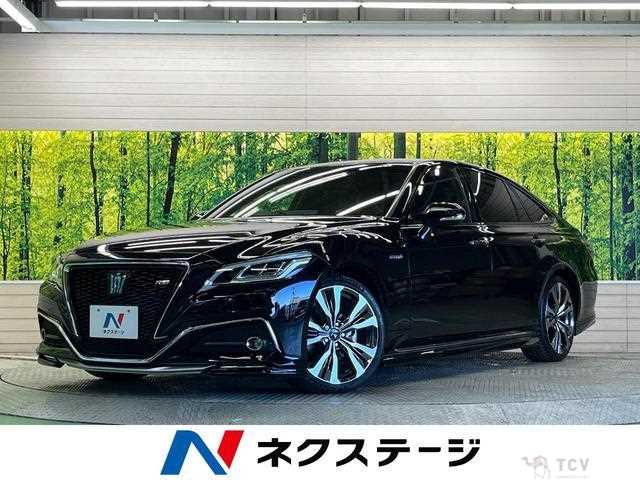 2018 Toyota Crown Hybrid