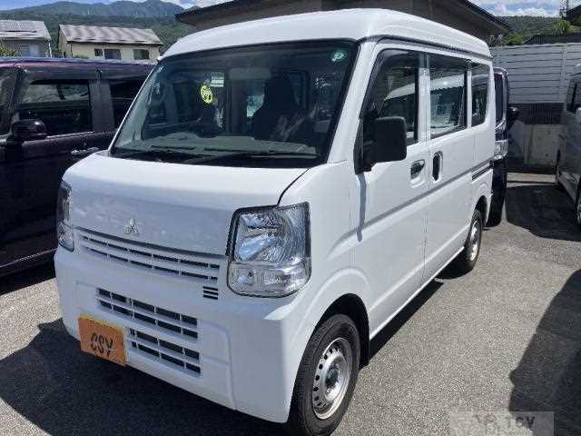 2020 Mitsubishi Minicab Van