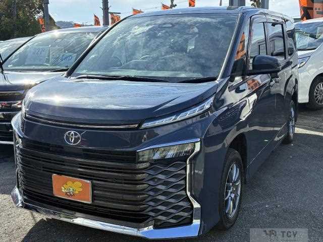 2022 Toyota Voxy