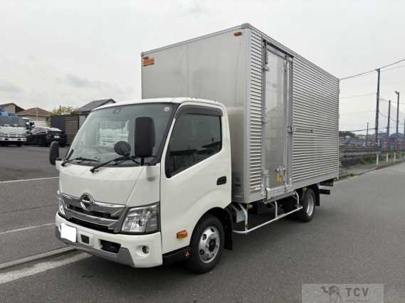 2024 Hino Dutro