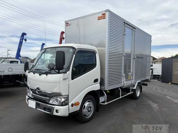 2024 Hino Dutro
