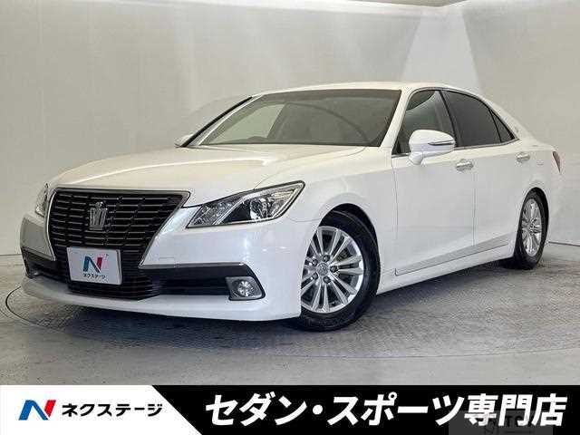 2013 Toyota Crown
