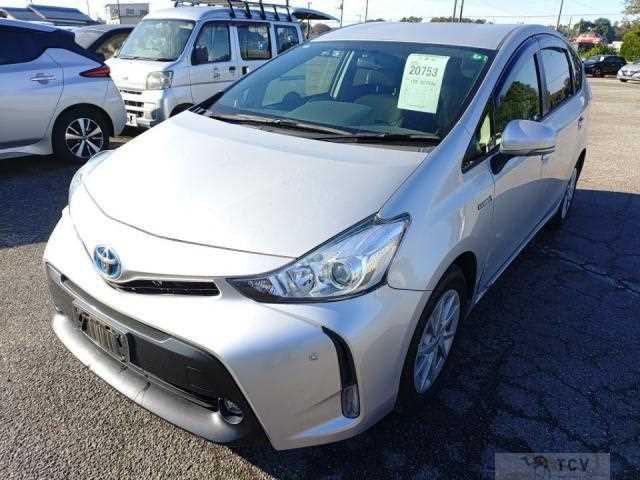 2015 Toyota PRIUS α