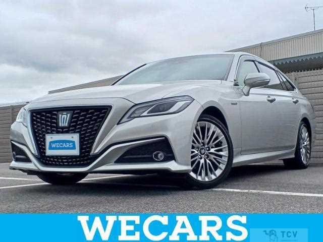 2019 Toyota Crown Hybrid