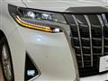 2018 Toyota Alphard Hybrid