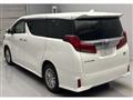 2019 Toyota Alphard Hybrid