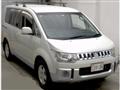 2016 Mitsubishi Delica D5