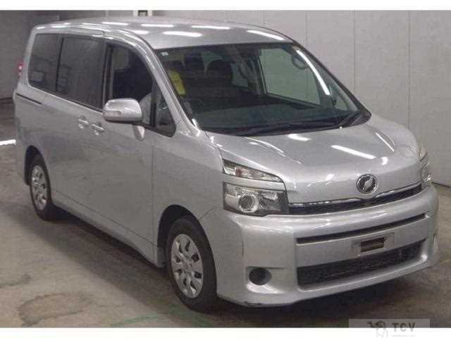2013 Toyota Voxy