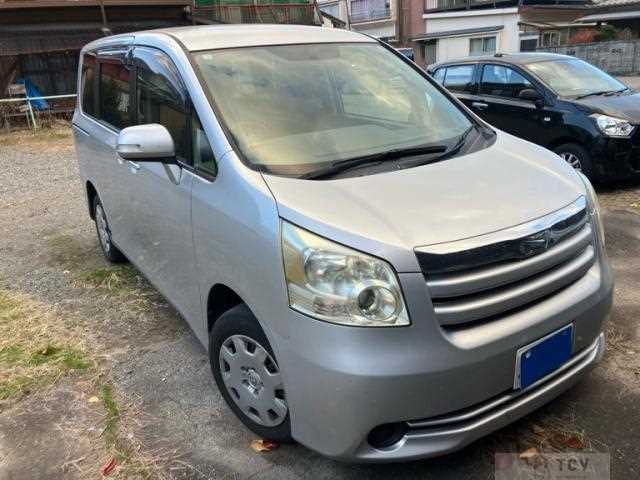 2008 Toyota Noah