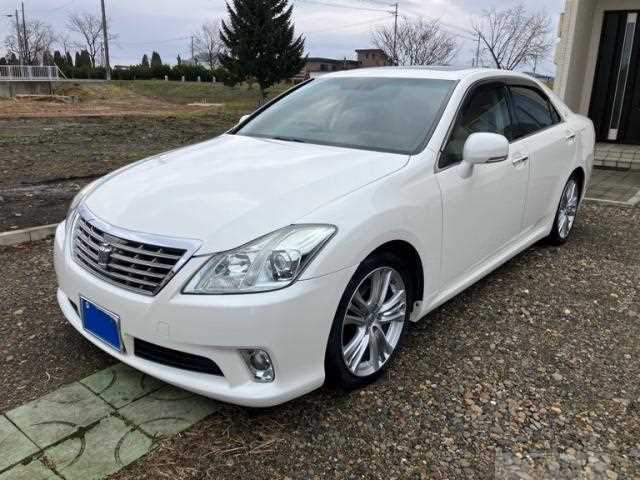 2012 Toyota Crown