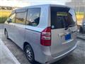 2013 Toyota Noah