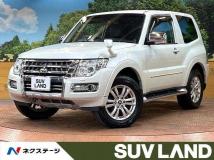 2015 Mitsubishi Pajero