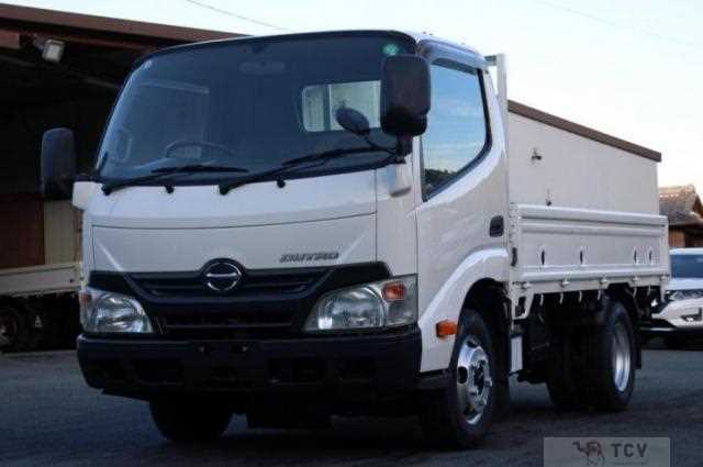 2013 Hino Dutro