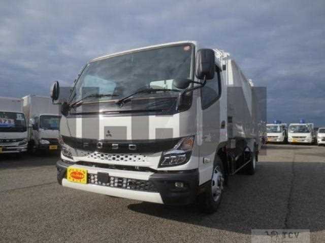 2025 Mitsubishi Fuso Canter