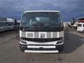 2025 Mitsubishi Fuso Canter