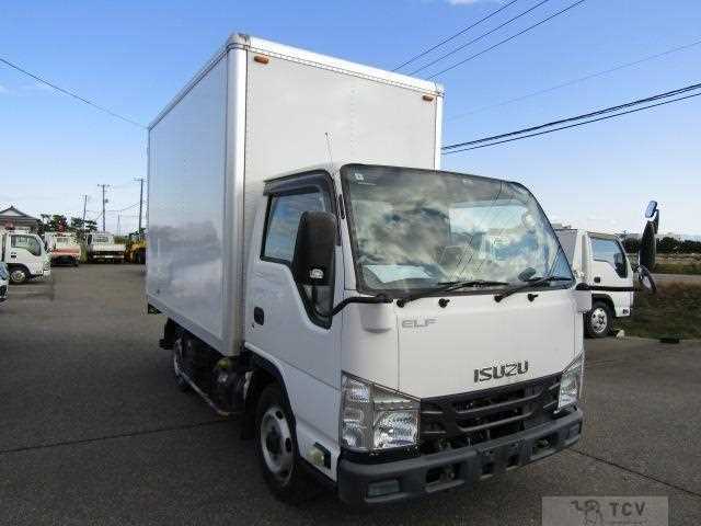 2016 Isuzu Elf Truck