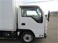 2016 Isuzu Elf Truck