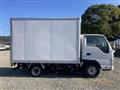2010 Isuzu Elf Truck