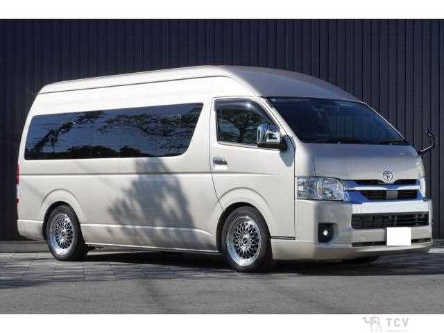 2023 Toyota Hiace Commuter