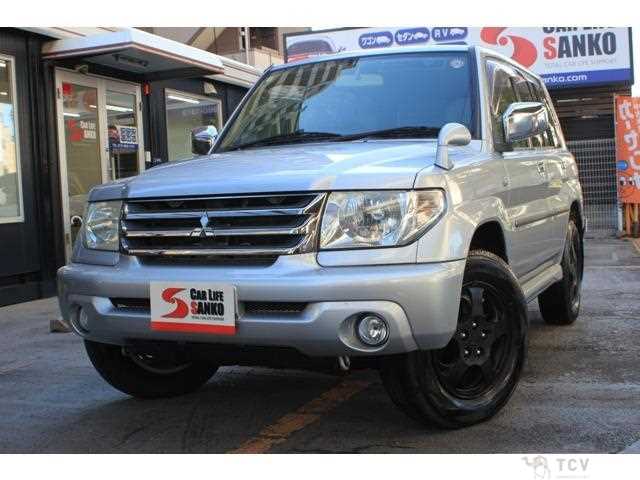 2005 Mitsubishi Pajero iO