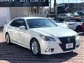 2014 Toyota Crown Hybrid