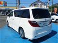 2013 Toyota Alphard G