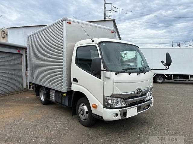 2020 Toyota Dyna Truck