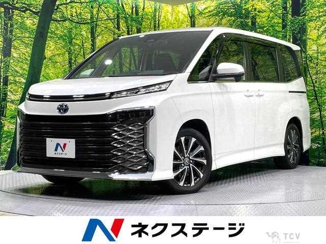 2022 Toyota Voxy