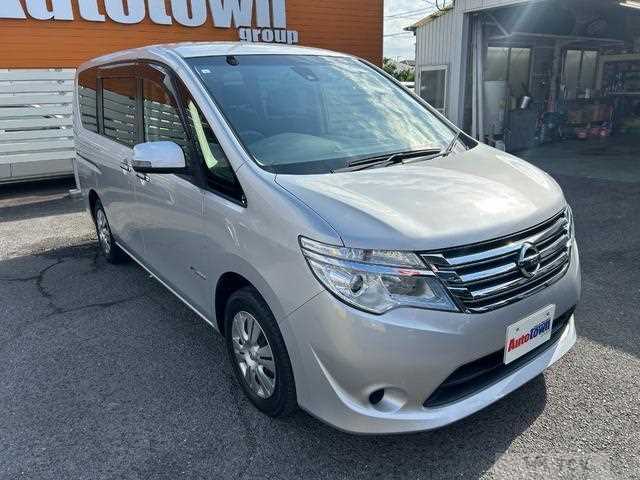 2015 Nissan Serena