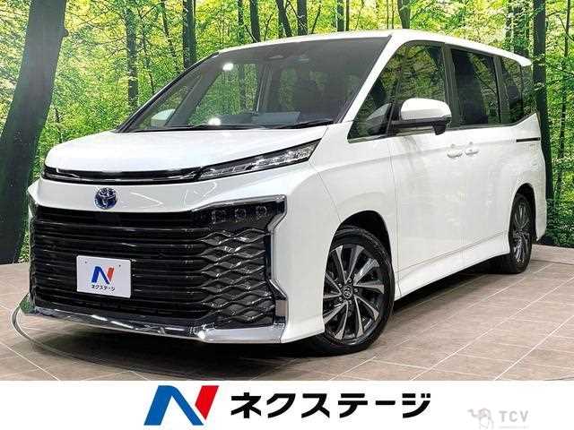 2025 Toyota Voxy