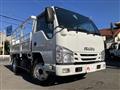 2016 Isuzu Elf Truck