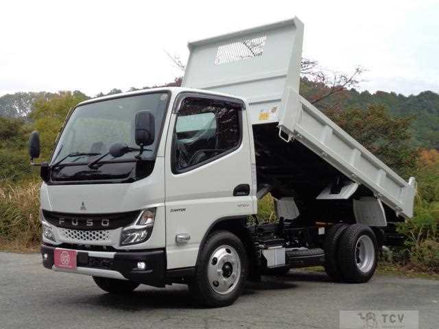 2025 Mitsubishi Fuso Canter