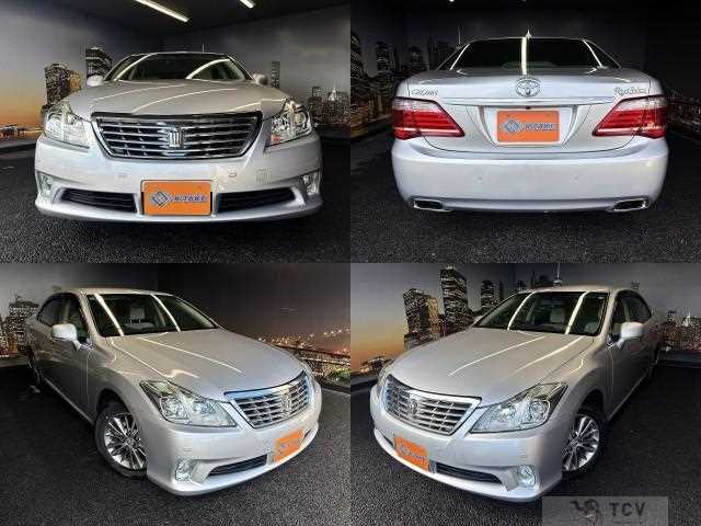 2012 Toyota Crown