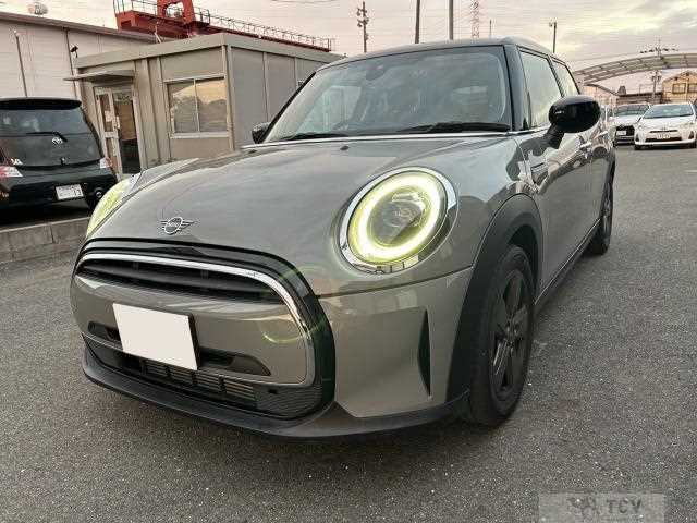 2021 BMW MINI