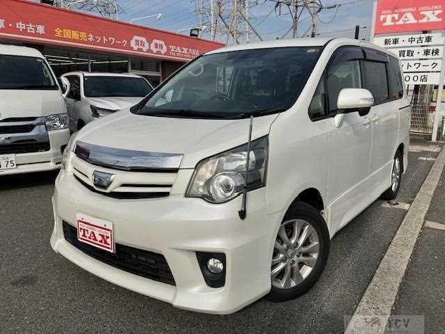 2011 Toyota Noah